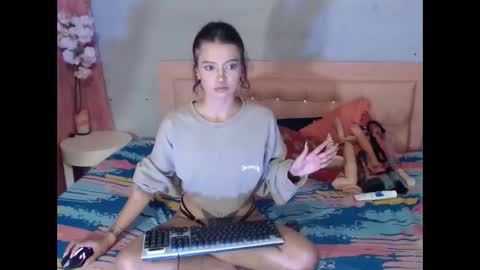 sara_jhons22 online show from 12/20/25, 11:56