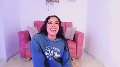 Sara Jhonson  online show from 09/08/25, 11:26