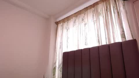 sara_johnson__ online show from 03/12/26, 02:12