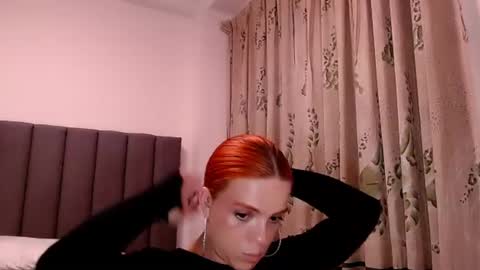 Snapshot of sara_johnson__ chatting on 06/20/26, 12:03 sara_johnson__ online show from 06/20/26, 12:03