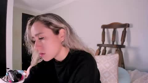 Snapshot of sara_kaii chatting on 06/12/26, 09:46 sara_kaii online show from 06/12/26, 09:46