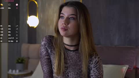 Sara online show from 11/23/25, 04:51