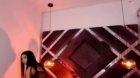 sara_lopee1 online show from 09/19/25, 11:55