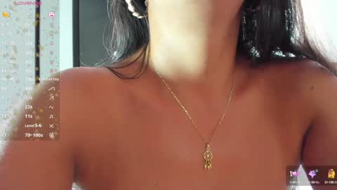 SARA    INDEPENDENT MODEL online show from 02/05/25, 08:57