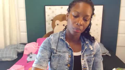 S A R A online show from 10/11/25, 11:31