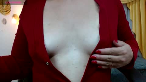 Snapshot of sara_marris0n chatting on 12/10/24, 05:44 Sara online show from 12/10/24, 05:44