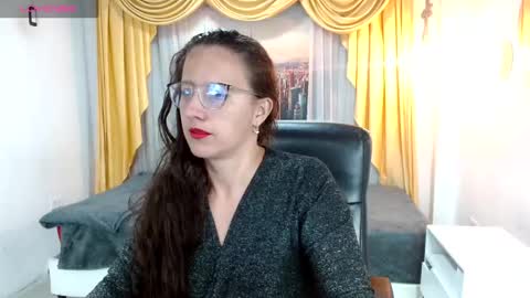 Snapshot of sara_marris0n chatting on 12/20/24, 01:22 Sara online show from 12/20/24, 01:22