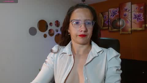 Snapshot of sara_marris0n chatting on 01/22/25, 10:50 Sara online show from 01/22/25, 10:50