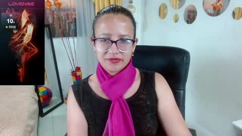 Snapshot of sara_marris0n chatting on 02/10/25, 01:33 Sara online show from 02/10/25, 01:33