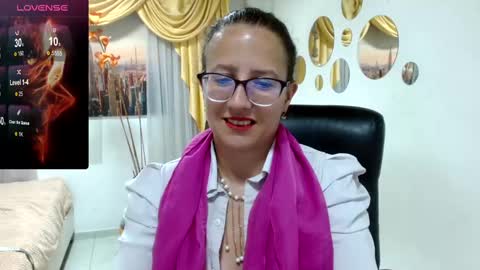 Snapshot of sara_marris0n chatting on 02/12/25, 11:29 Sara online show from 02/12/25, 11:29