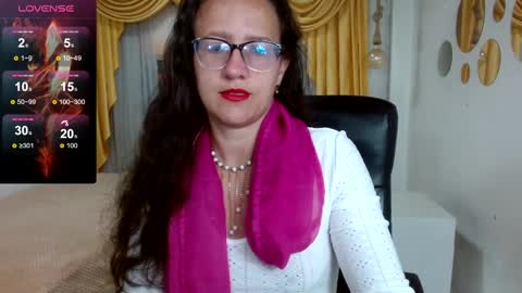 Snapshot of sara_marris0n chatting on 02/13/25, 10:23 Sara online show from 02/13/25, 10:23