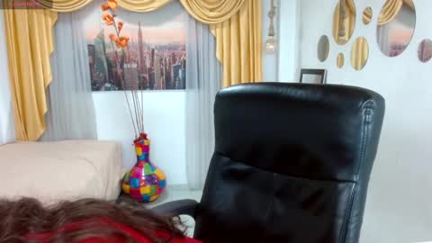 Snapshot of sara_marris0n chatting on 02/21/25, 11:11 Sara online show from 02/21/25, 11:11