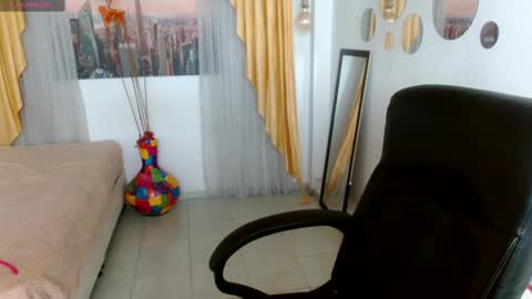 Snapshot of sara_marris0n chatting on 02/22/25, 06:30 Sara online show from 02/22/25, 06:30