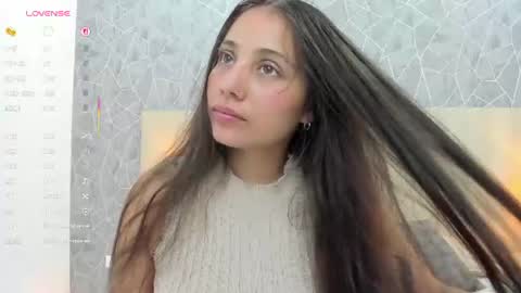 Sara online show from 06/13/26, 02:04