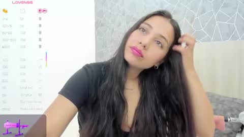 Sara online show from 07/17/26, 12:45