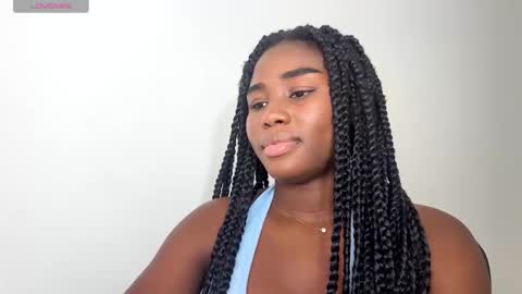 Sara online show from 10/01/25, 10:27