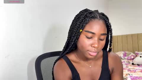 Sara online show from 10/10/25, 01:59