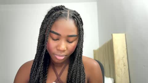 Sara online show from 04/01/26, 07:00