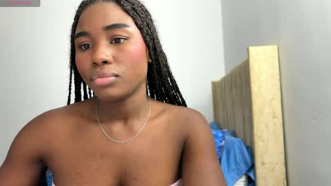 Sara online show from 04/13/26, 12:16