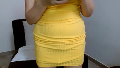 Snapshot of sara_naughtyw chatting on 02/07/25, 05:29 katiasupreme online show from 02/07/25, 05:29