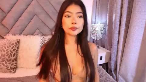 sara_owens7 online show from 02/18/26, 01:45