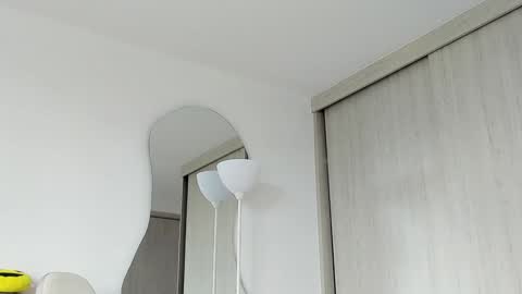 Sara online show from 01/27/25, 04:11