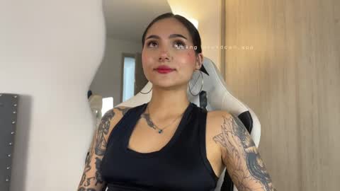 Sara online show from 02/20/25, 04:14