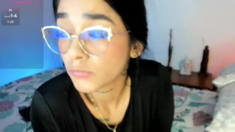 sara_ramirez0 online show from 02/14/25, 03:00