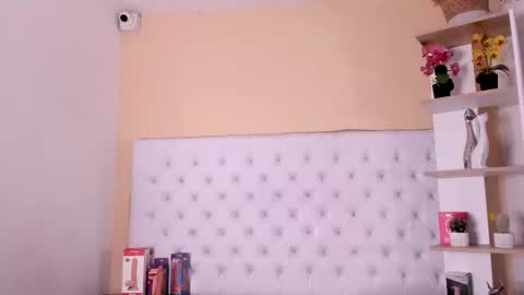 sara_salgado online show from 09/21/25, 11:12