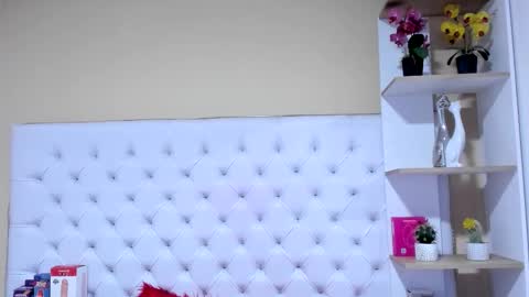 sara_salgado online show from 10/27/25, 11:14