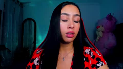 Snapshot of sara_stone03 chatting on 01/28/25, 04:08 sara_stone03 online show from 01/28/25, 04:08