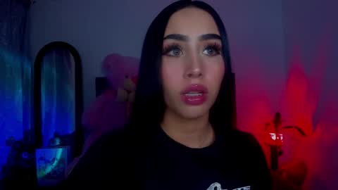 Snapshot of sara_stone03 chatting on 02/16/25, 05:48 sara_stone03 online show from 02/16/25, 05:48