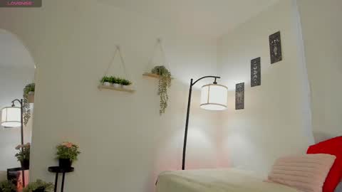 sara_sweett9 online show from 10/09/25, 09:35