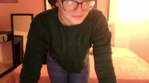 sara_valderrama_ online show from 05/29/26, 12:25