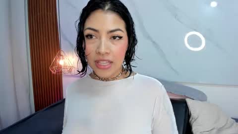 sara_zc online show from 10/02/25, 11:39