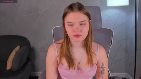 Sara online show from 03/03/26, 01:12