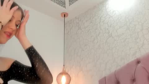 Sara  online show from 03/26/26, 08:36