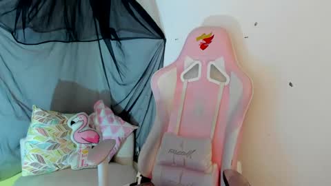 Sarah Ramirez online show from 01/17/25, 06:57