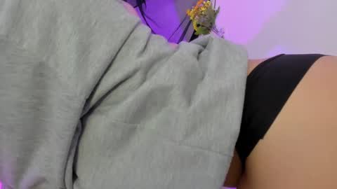 Sarah Ramirez online show from 02/27/25, 11:48