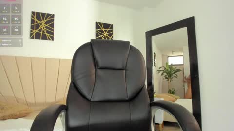 saraa_stormy online show from 04/07/26, 07:03