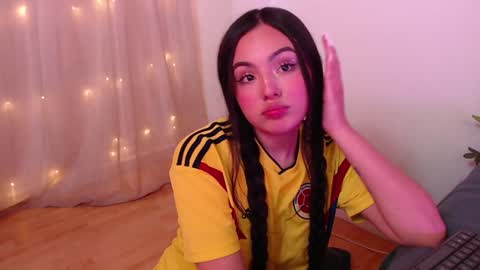          online show from 02/04/25, 05:34