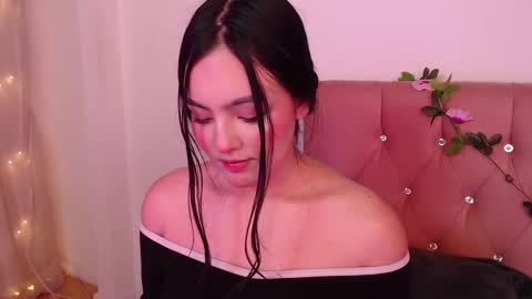          online show from 03/12/25, 05:28