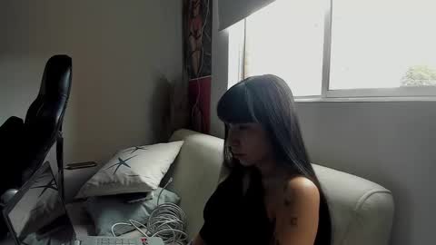 Sara online show from 11/10/25, 07:13