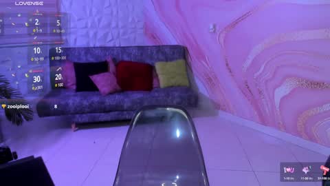 Snapshot of saraamills chatting on 12/10/24, 10:37 Sara online show from 12/10/24, 10:37