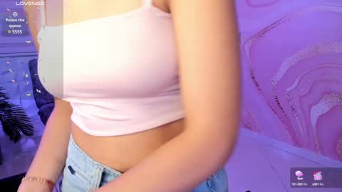 Snapshot of saraamills chatting on 01/11/25, 07:16 Sara online show from 01/11/25, 07:16