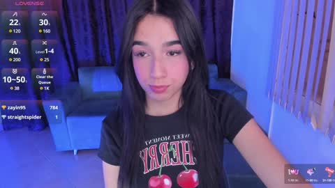 Snapshot of saraamills chatting on 01/22/25, 12:27 Sara online show from 01/22/25, 12:27