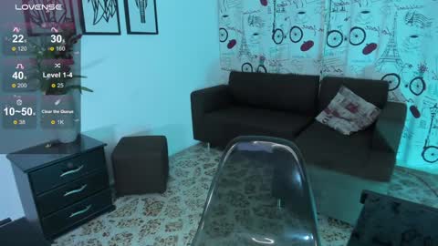 Snapshot of saraamills chatting on 01/29/25, 02:09 Sara online show from 01/29/25, 02:09