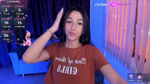 Snapshot of saraamills chatting on 02/05/25, 07:31 Sara online show from 02/05/25, 07:31