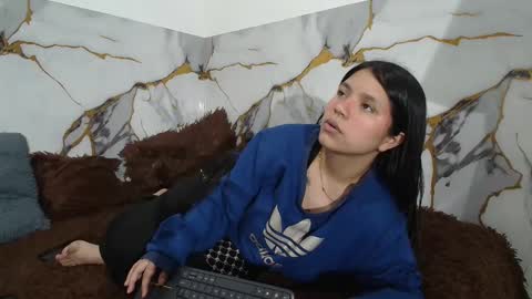 sara and thomas online show from 12/18/25, 12:49