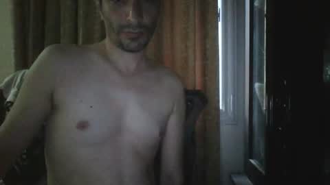 Snapshot of saraclit chatting on 07/19/26, 03:10 pass kika online show from 07/19/26, 03:10